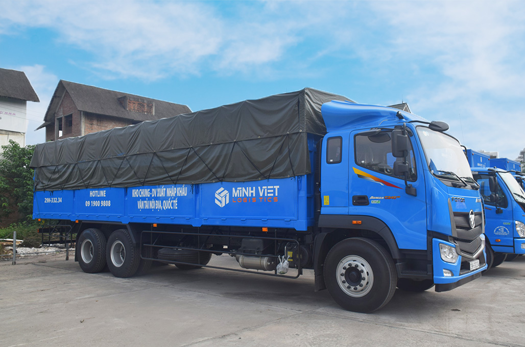 Xe tải lớn của Minh Việt Logistics