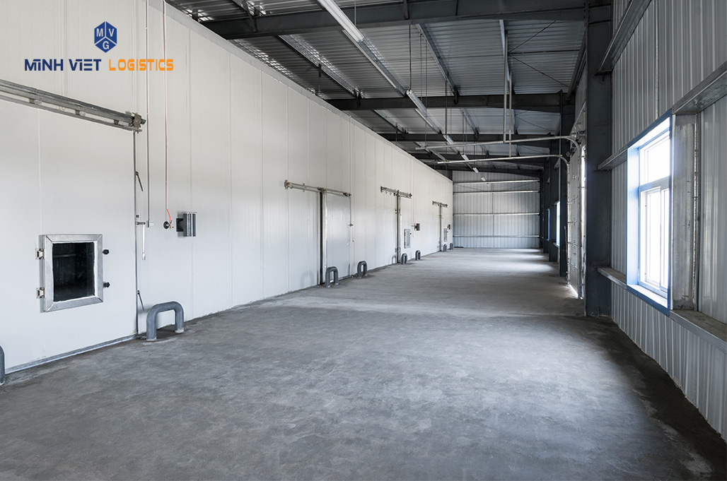 Kho mát của Minh Việt Logistics được xây dựng với quy mô rộng rãi, đầy đủ tiện nghi
