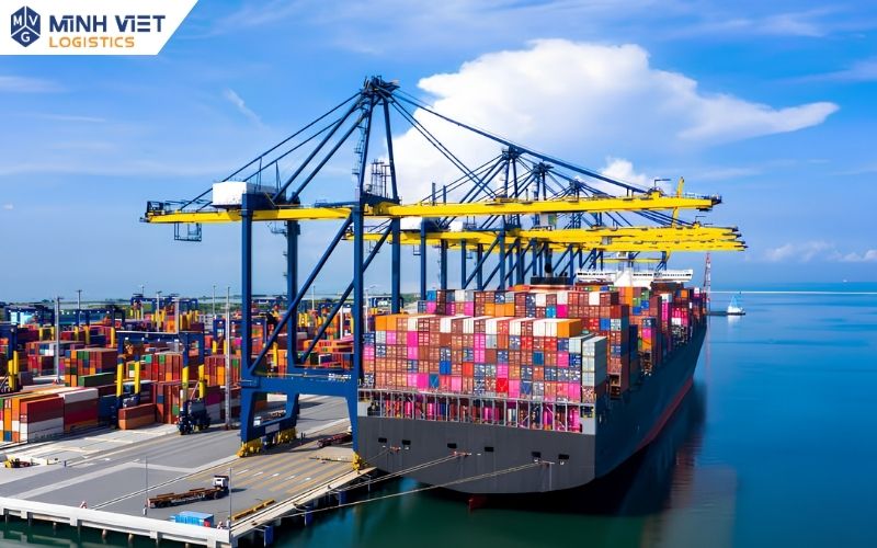 Kiểm tra chứng từ xuất nhập khẩu tại khu vực cảng