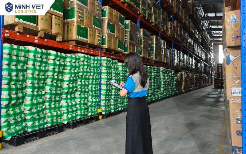 Tuyến đường xe tải và container ra vào kho Văn Giang