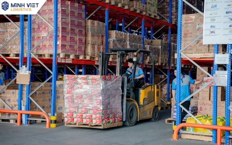 Lợi ích của kho chung về chi phí, không gian lưu trữ và hạ tầng dùng chung