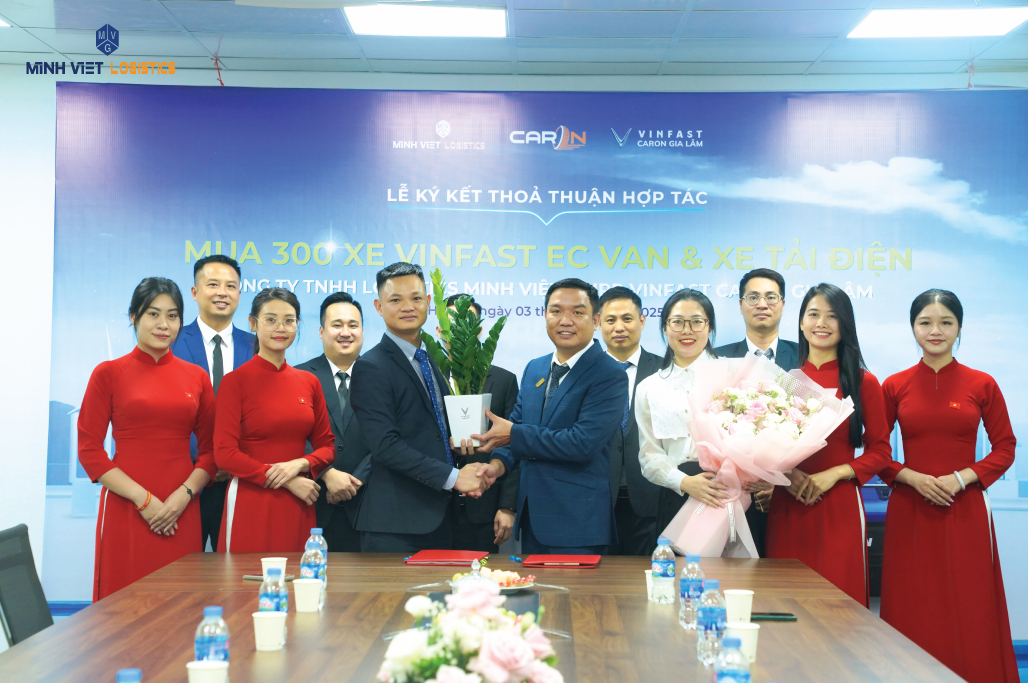 Buổi lễ kí kết diễn ra tốt đẹp