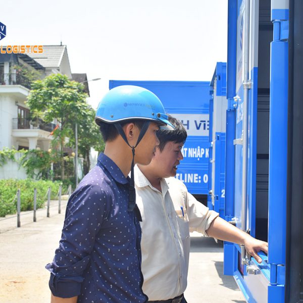 Tiết kiệm chi phí với dịch vụ cho thuê xe tải lớn tại Minh Việt